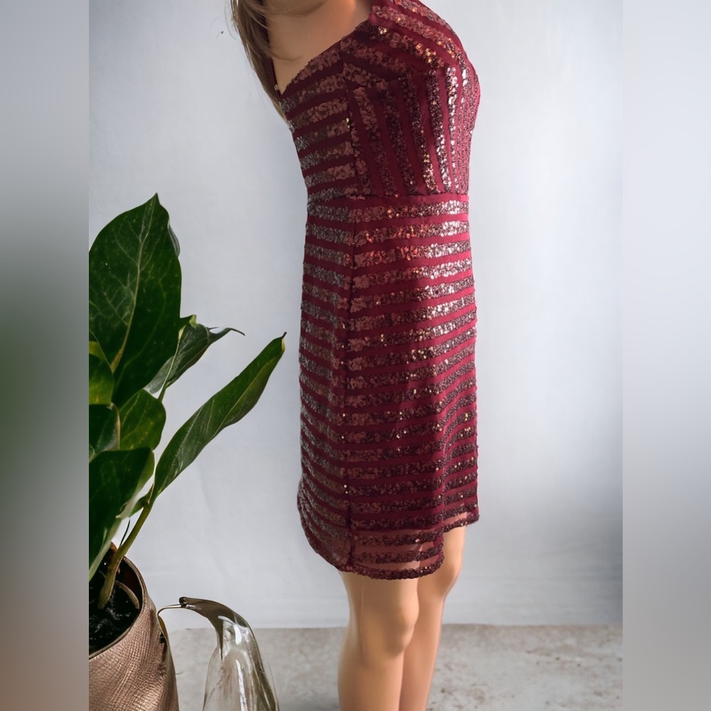 Nox Anabel Burgundy Sequin Dress Size 8 Spaghetti Strap Cocktail Prom R706 - Picture 2 of 6
